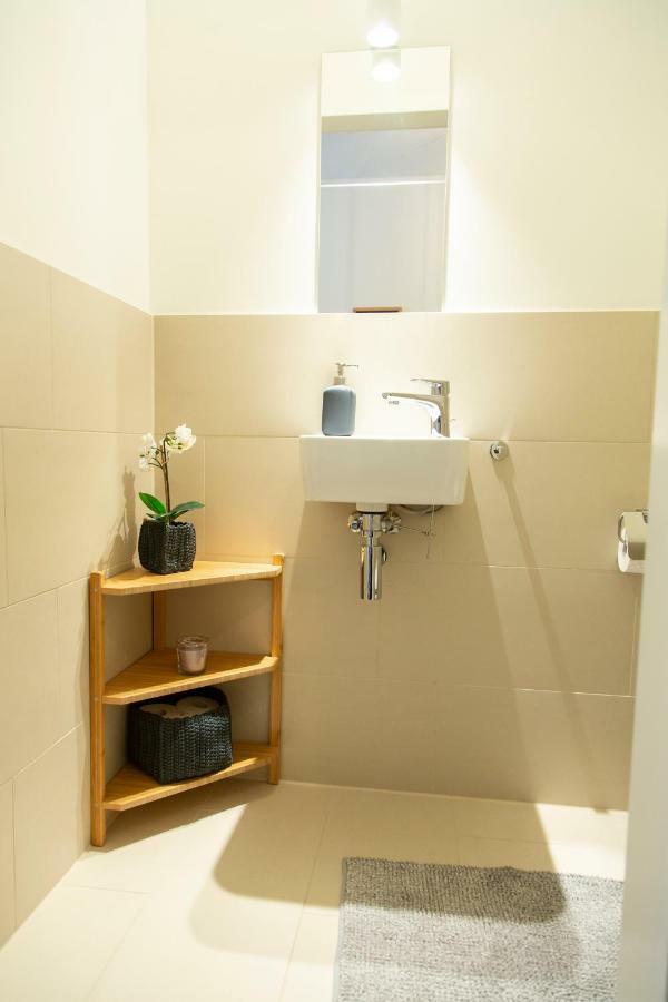 Cozy & Cool Apartment * 5 Min To City Center فيينا المظهر الخارجي الصورة